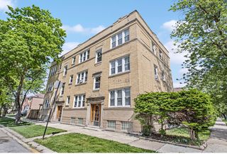 5004 W Newport Avenue 3E, Chicago, IL 60641
