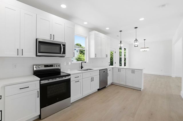 429 Ambiance Court, Spartanburg, SC 29301