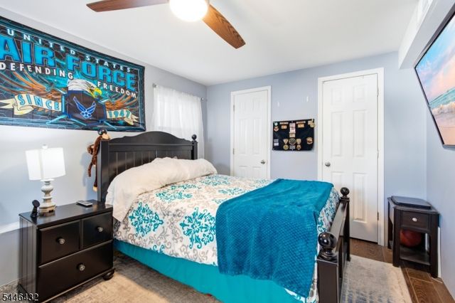 8 Oak St, Carteret Boro, NJ 07008