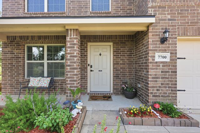 7700 Spritsail Lane, Fort Worth, TX 76179