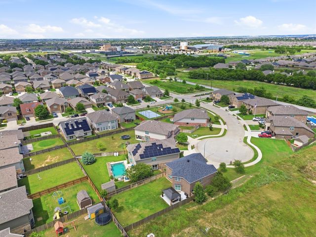 7700 Spritsail Lane, Fort Worth, TX 76179