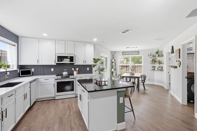 7700 Spritsail Lane, Fort Worth, TX 76179