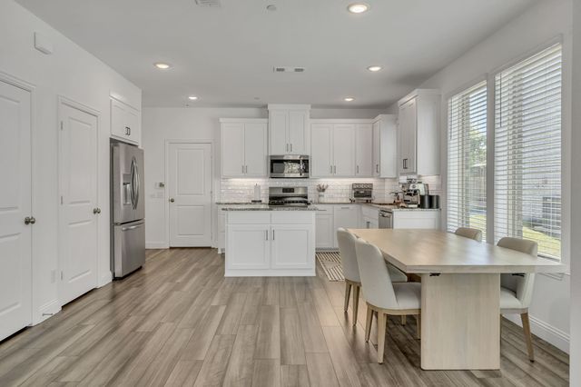 2654 Settlers Place, Garland, TX 75042