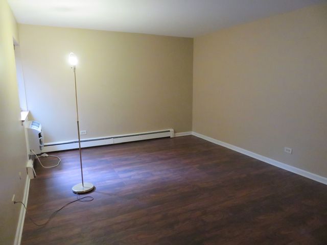 1311 S Finley Road 118, Lombard, IL 60148