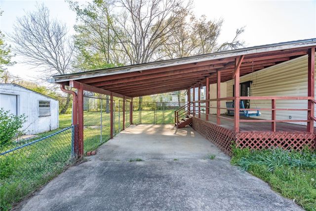 206 W 5th Street, Mulberry, AR 72947