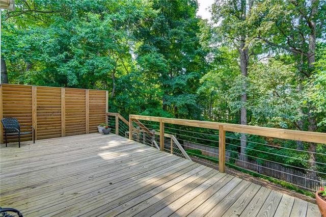 380 Hollinswood Avenue, Winston-salem, NC 27103