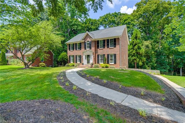 380 Hollinswood Avenue, Winston-salem, NC 27103