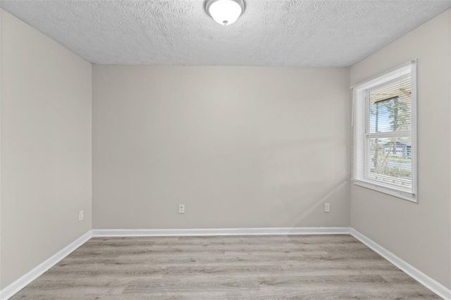 559 Autumn Drive, Riverdale, GA 30274