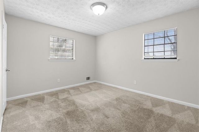 559 Autumn Drive, Riverdale, GA 30274