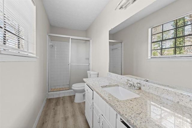 559 Autumn Drive, Riverdale, GA 30274