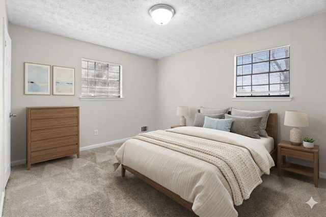 559 Autumn Drive, Riverdale, GA 30274