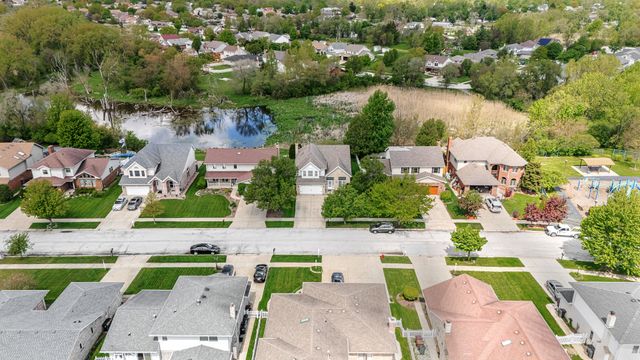 17214 Arrowhead, Oak Forest, IL 60452