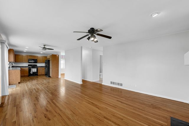 17214 Arrowhead, Oak Forest, IL 60452