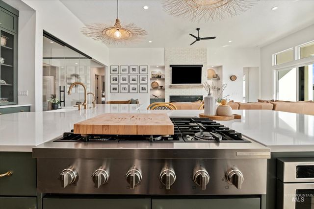 13378 N Hazel Grouse Way, Boise, ID 83714