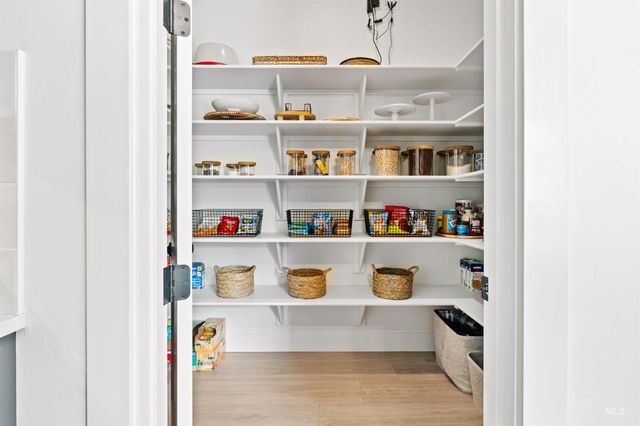 13378 N Hazel Grouse Way, Boise, ID 83714