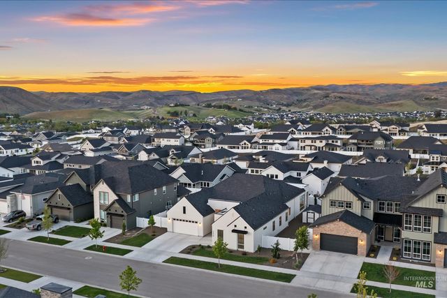 13378 N Hazel Grouse Way, Boise, ID 83714