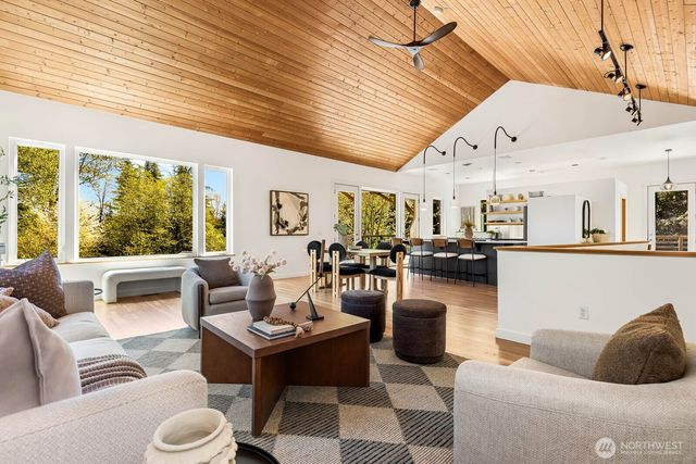 15504 SE 18th Street, Bellevue, WA 98007