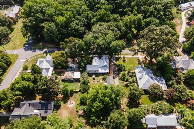 1725 Madison Street, Comer, GA 30629