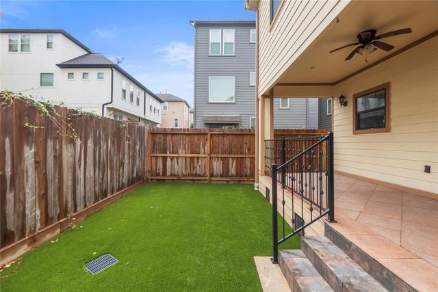 5728 Petty Street, Houston, TX 77007