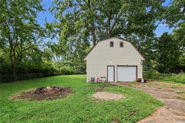 4411 E 138th Street, Grandview, MO 64030