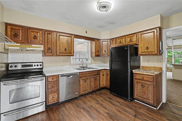4411 E 138th Street, Grandview, MO 64030