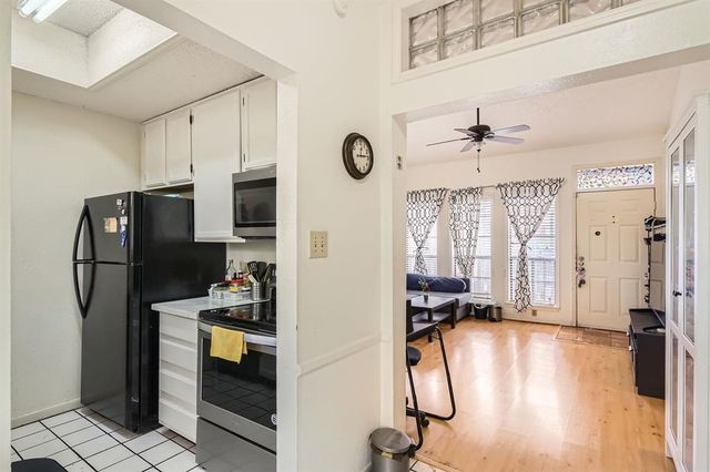 711 W 21st ST 302, Austin, TX 78705