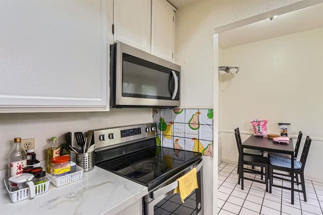 711 W 21st ST 302, Austin, TX 78705