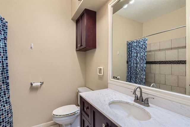 711 W 21st ST 302, Austin, TX 78705