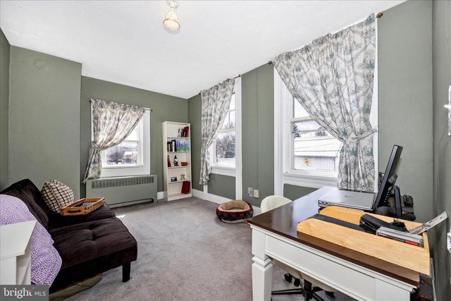 2 N 2ND ST, Woodsboro, MD 21798