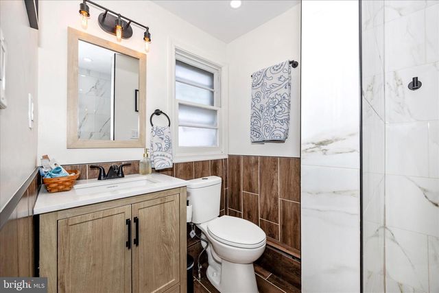 2 N 2ND ST, Woodsboro, MD 21798