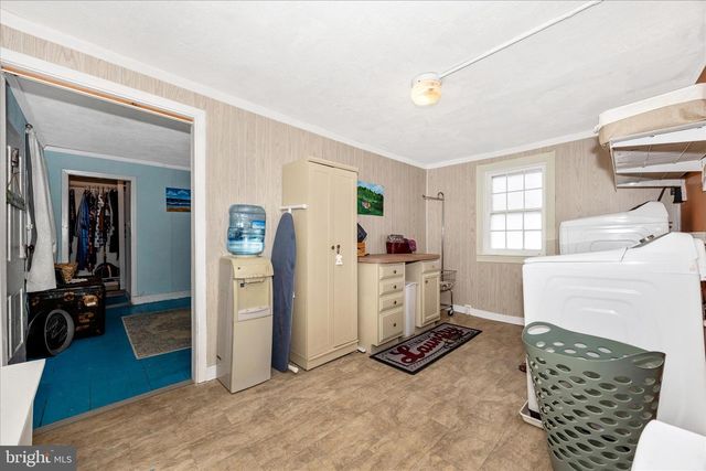 2 N 2ND ST, Woodsboro, MD 21798