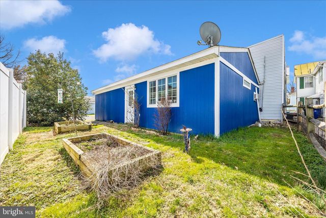 2 N 2ND ST, Woodsboro, MD 21798