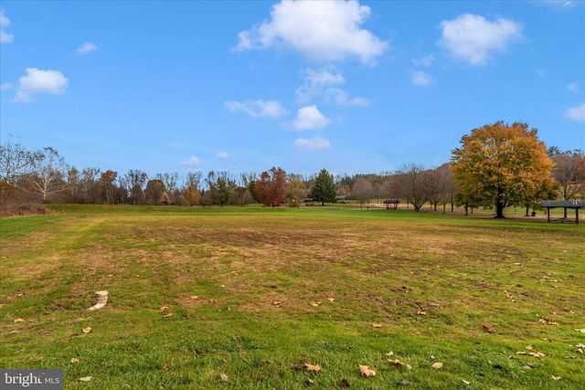 2 N 2ND ST, Woodsboro, MD 21798