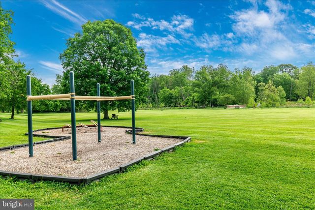 2 N 2ND ST, Woodsboro, MD 21798