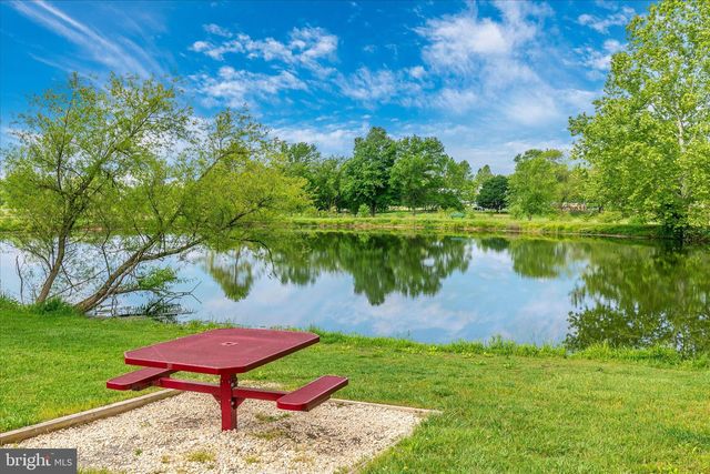 2 N 2ND ST, Woodsboro, MD 21798