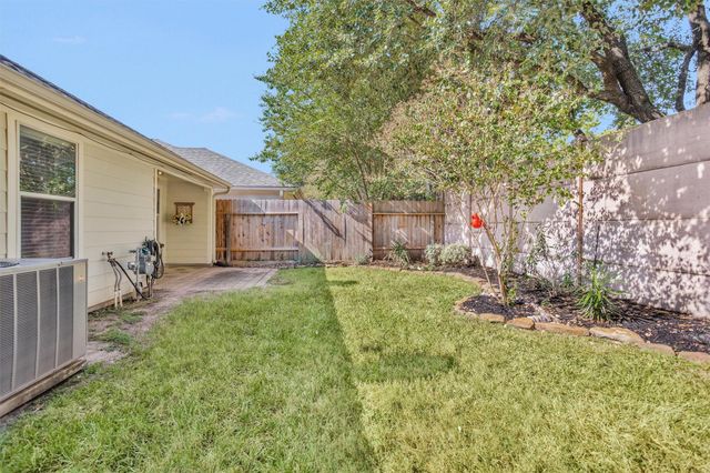 15843 Collinsville Drive, Tomball, TX 77377