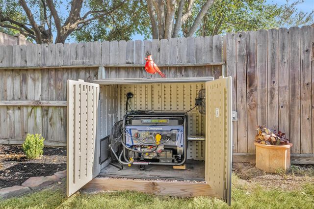 15843 Collinsville Drive, Tomball, TX 77377