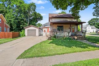 302 Exchange Street, Marshall, MI 49068
