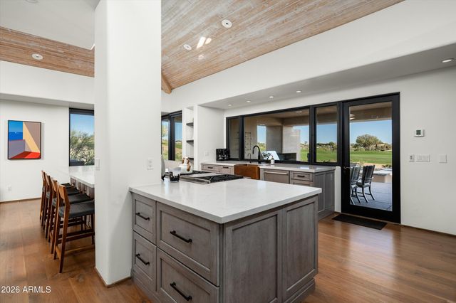 10641 E Tamarisk Way, Scottsdale, AZ 85262