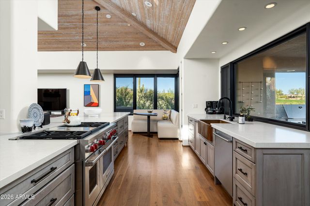 10641 E Tamarisk Way, Scottsdale, AZ 85262