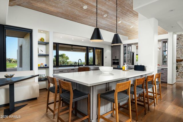 10641 E Tamarisk Way, Scottsdale, AZ 85262