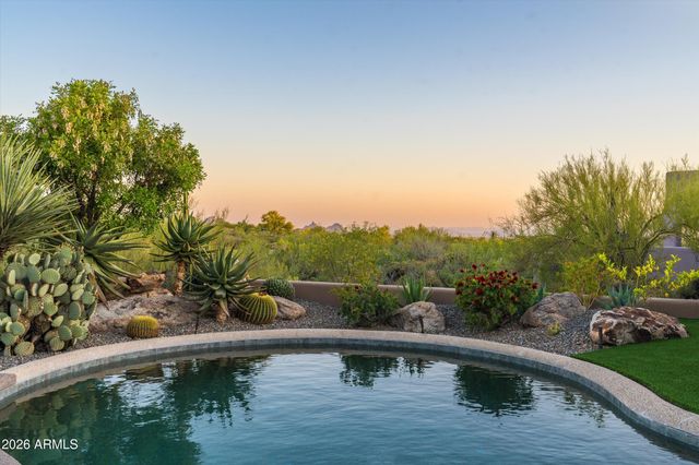 10641 E Tamarisk Way, Scottsdale, AZ 85262