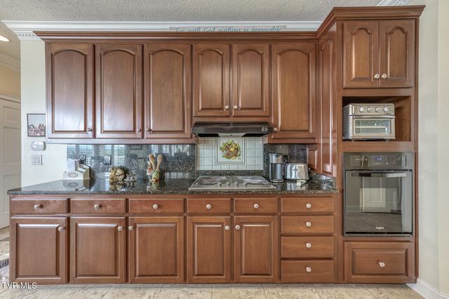 3401 Stoneridge Drive, Johnson City, TN 37604
