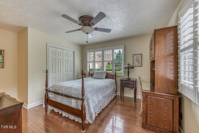 3401 Stoneridge Drive, Johnson City, TN 37604