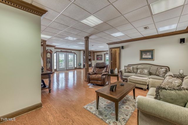 3401 Stoneridge Drive, Johnson City, TN 37604