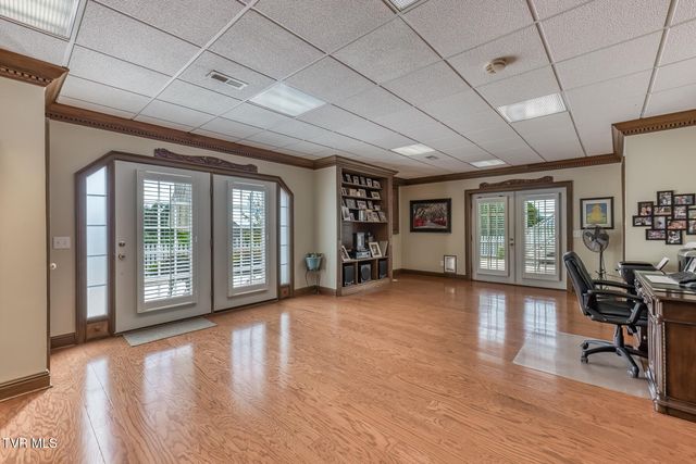 3401 Stoneridge Drive, Johnson City, TN 37604