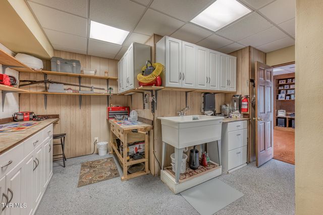 3401 Stoneridge Drive, Johnson City, TN 37604