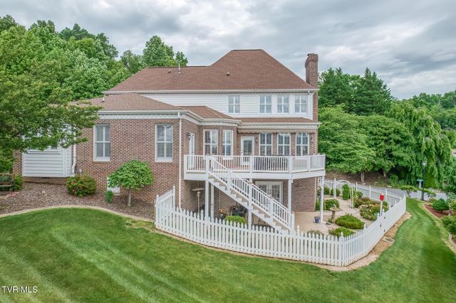 3401 Stoneridge Drive, Johnson City, TN 37604