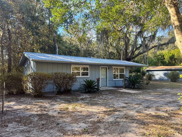 468 SE 18TH STREET, Melrose, FL 32666