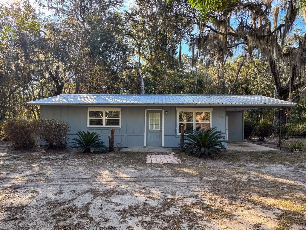 468 SE 18TH STREET, Melrose, FL 32666